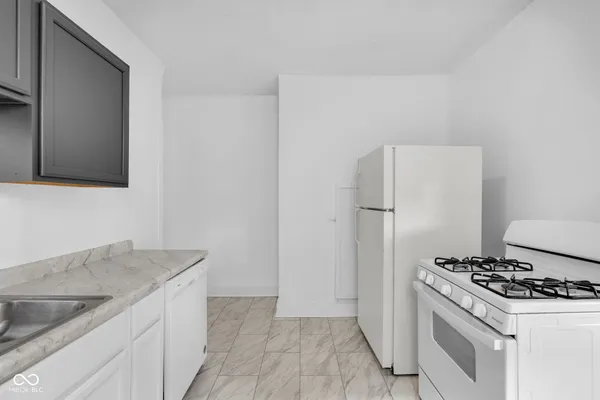 $1,450 | 2619 Guilford Avenue, Indianapolis, IN 46205