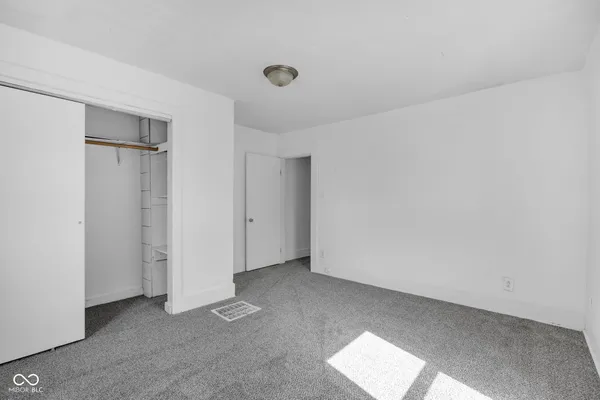 $1,450 | 2619 Guilford Avenue, Indianapolis, IN 46205