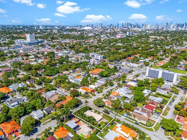$949,999 | 1400 Southwest 29th Avenue, Miami, FL 33145