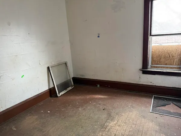 $34,900 | 3262 North 28th Street, Milwaukee, WI 53216