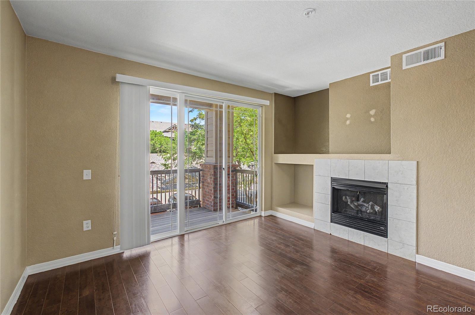 2133 Krisron Road, Unit D203 Fort Collins, CO 80525 - Photo 3 of 22