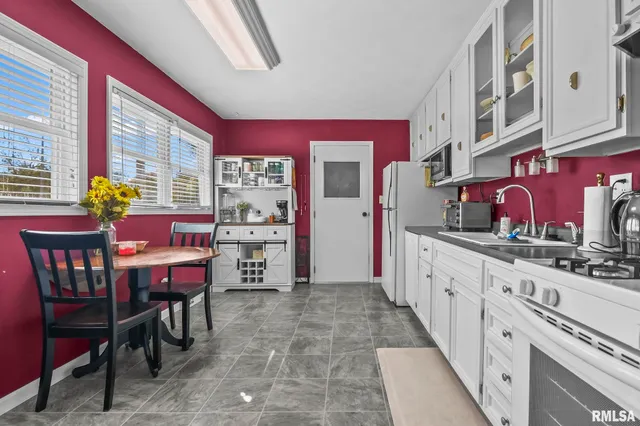 $125,000 | 206 South 8th Street, Auburn, IL 62615