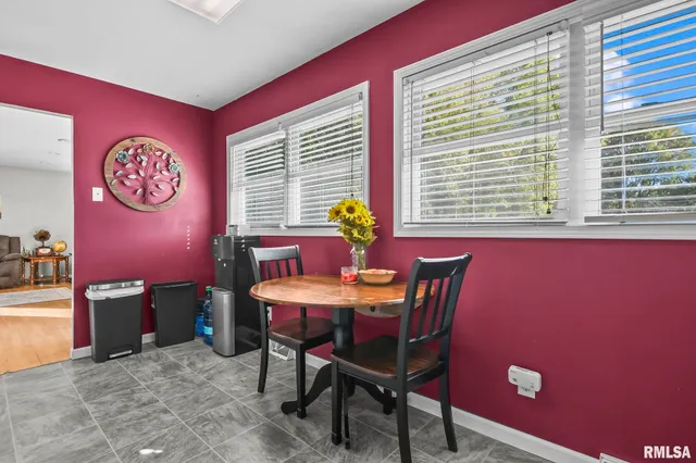 $125,000 | 206 South 8th Street, Auburn, IL 62615