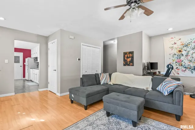 $125,000 | 206 South 8th Street, Auburn, IL 62615