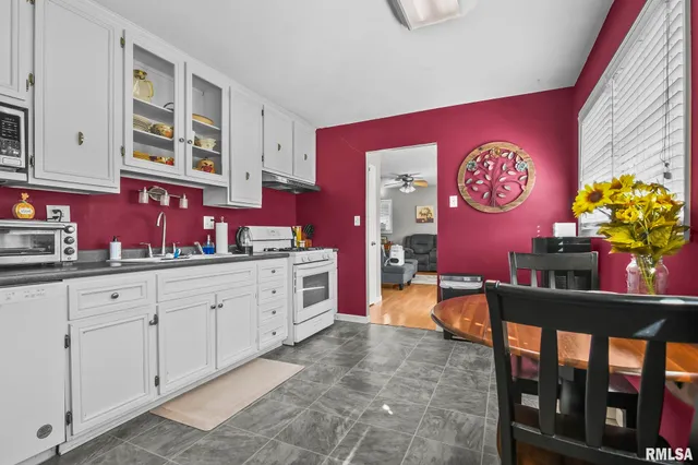 $125,000 | 206 South 8th Street, Auburn, IL 62615