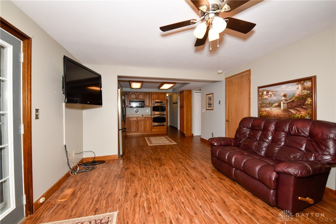 6807 Alter Road Huber Heights, OH 45424 - Photo 20 of 83