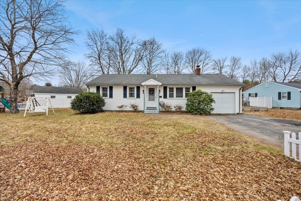 27 Suffolk Road Sharon, MA 02067 - Photo 3 of 42