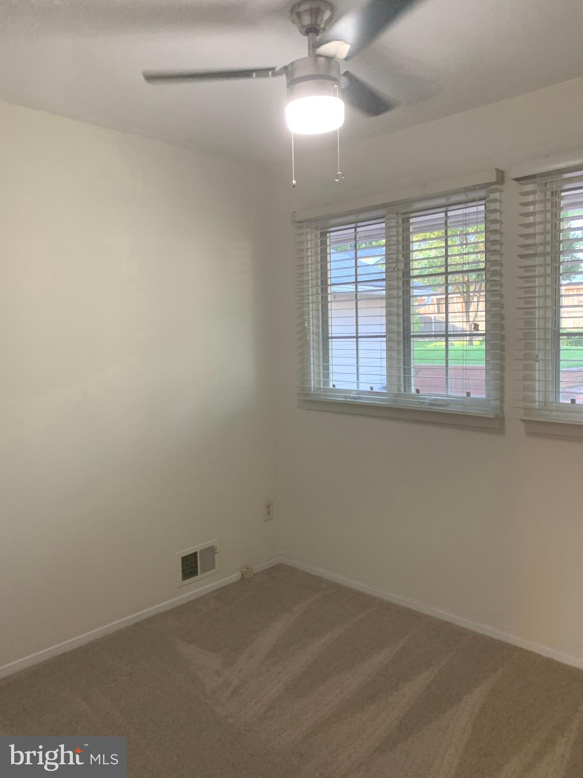 5307 Inverchapel Road Springfield, VA 22151 - Photo 35 of 62 Bedroom #3