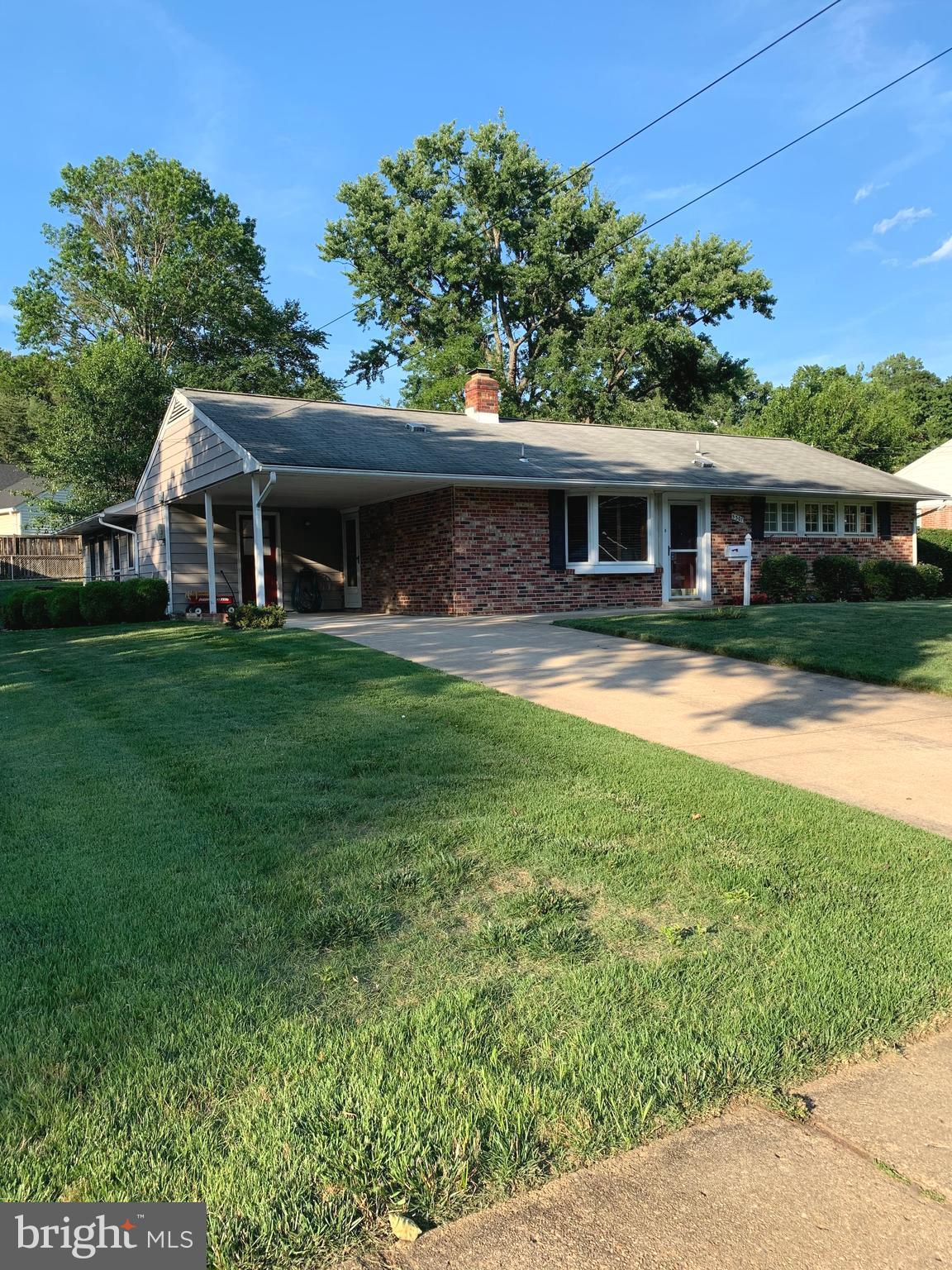 5307 Inverchapel Road Springfield, VA 22151 - Photo 4 of 62