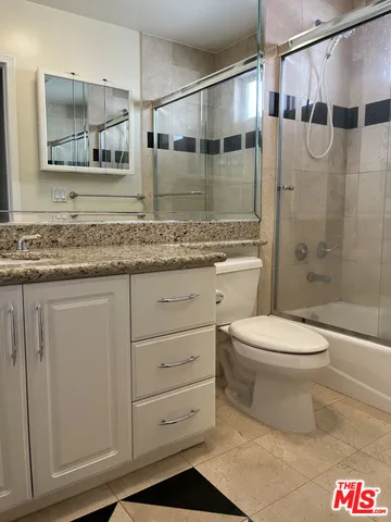 $6,975 | 825 12th Street, Unit 2, Santa Monica, CA 90403