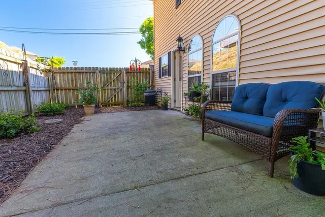 $259,900 | 1699 Burnt Oak Drive, Unit 195, Dalton, GA 30721