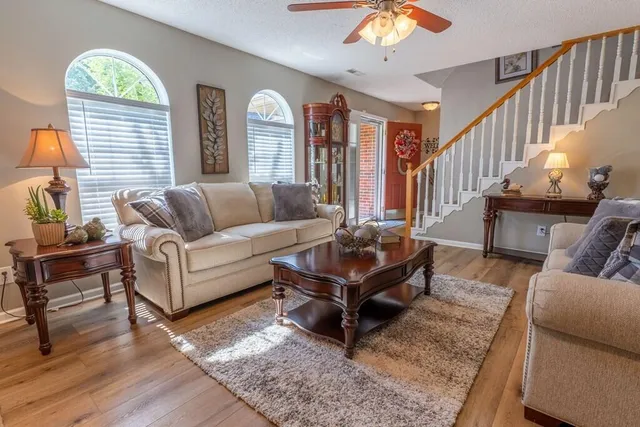 $259,900 | 1699 Burnt Oak Drive, Unit 195, Dalton, GA 30721