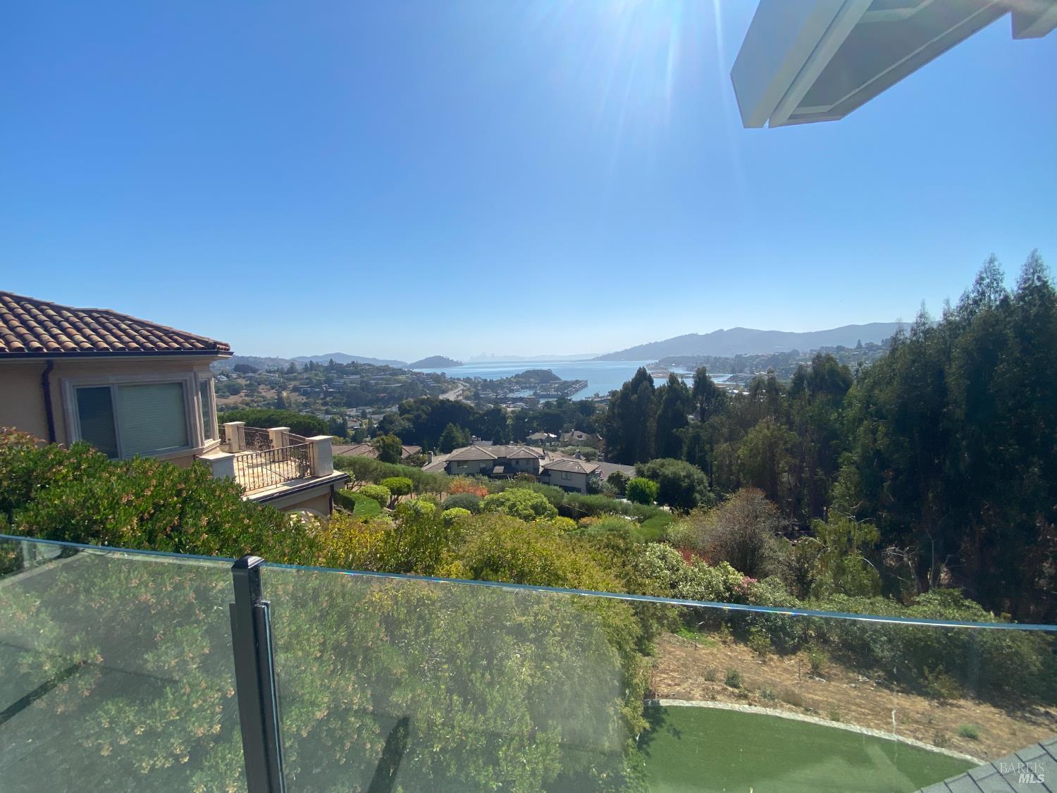 67 Vía Los Altos Tiburon, CA 94920 - Photo 15 of 38