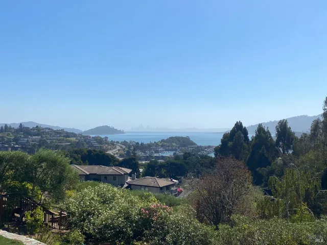 $13,900 | 67 VÃa Los Altos, Tiburon, CA 94920