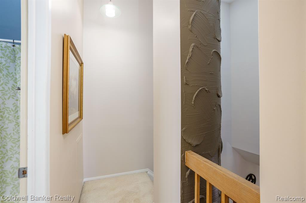 22353 Peach Tree Novi, MI 48375 - Photo 18 of 35