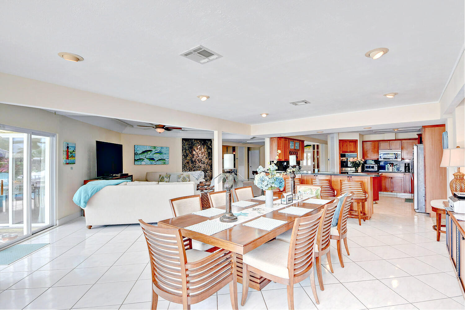 1718 Rio Vista Drive Fort Pierce, FL 34949 - Photo 12 of 53 DINING LIVING AREAS ....