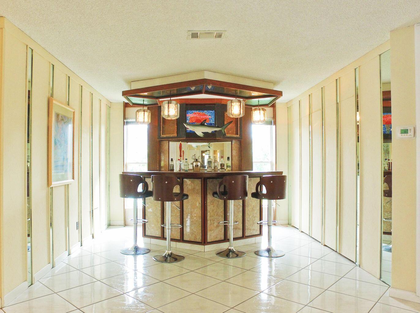 1718 Rio Vista Drive Fort Pierce, FL 34949 - Photo 10 of 53 bar area