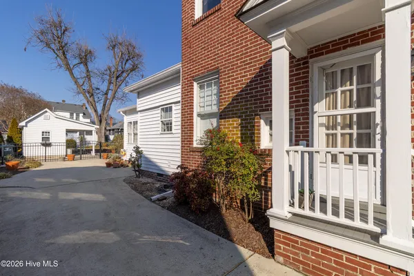 $665,000 | 112 Blount Street, Edenton, NC 27932