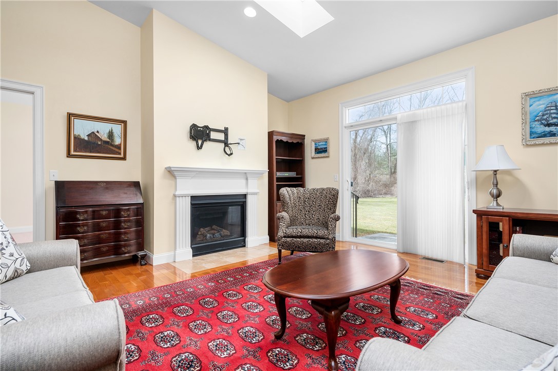 315 Old River Road, Unit 32 Lincoln, RI 02838 - Photo 14 of 32