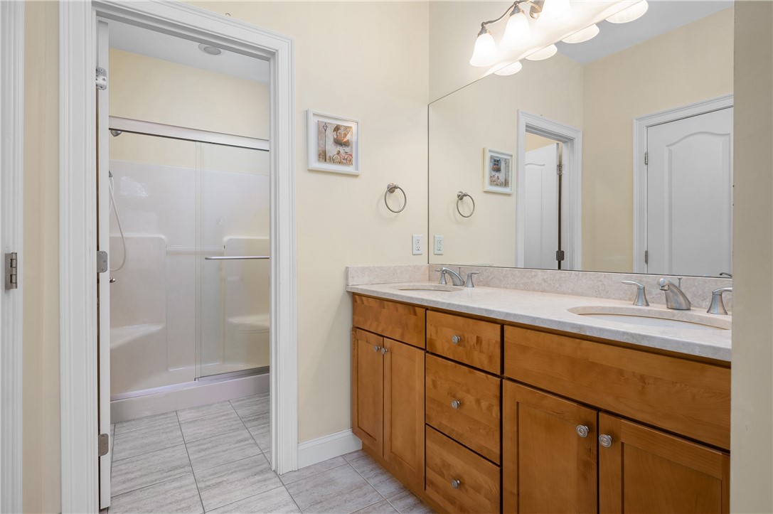 315 Old River Road, Unit 32 Lincoln, RI 02838 - Photo 19 of 32