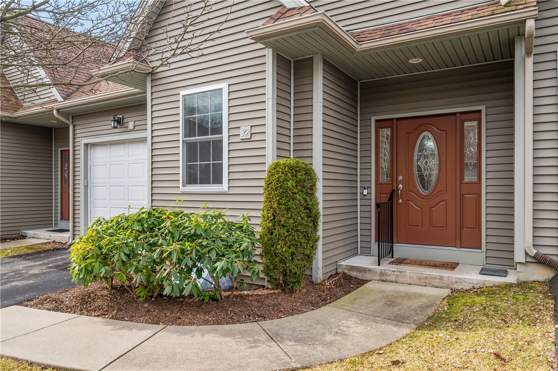 315 Old River Road, Unit 32 Lincoln, RI 02838 - Photo 2 of 32