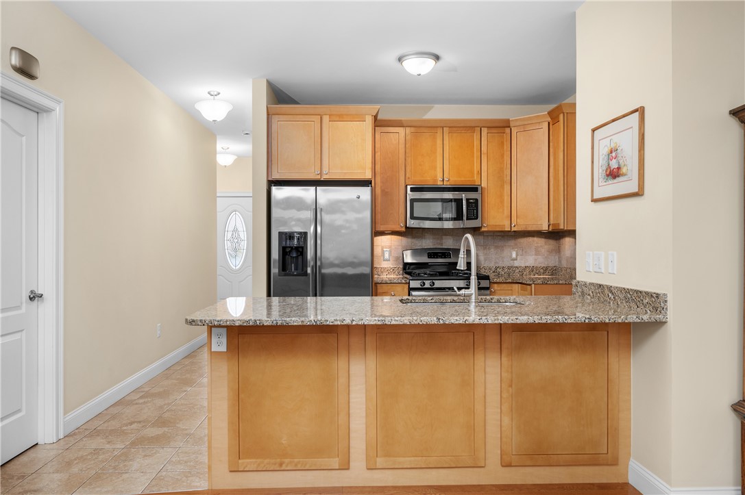 315 Old River Road, Unit 32 Lincoln, RI 02838 - Photo 10 of 32