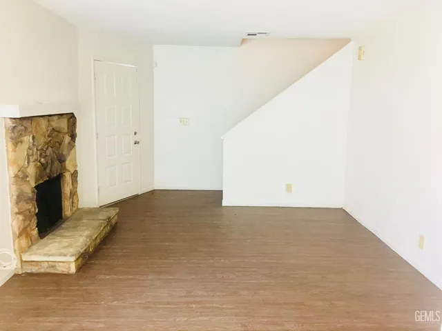 a view of a livingroom with a fireplace