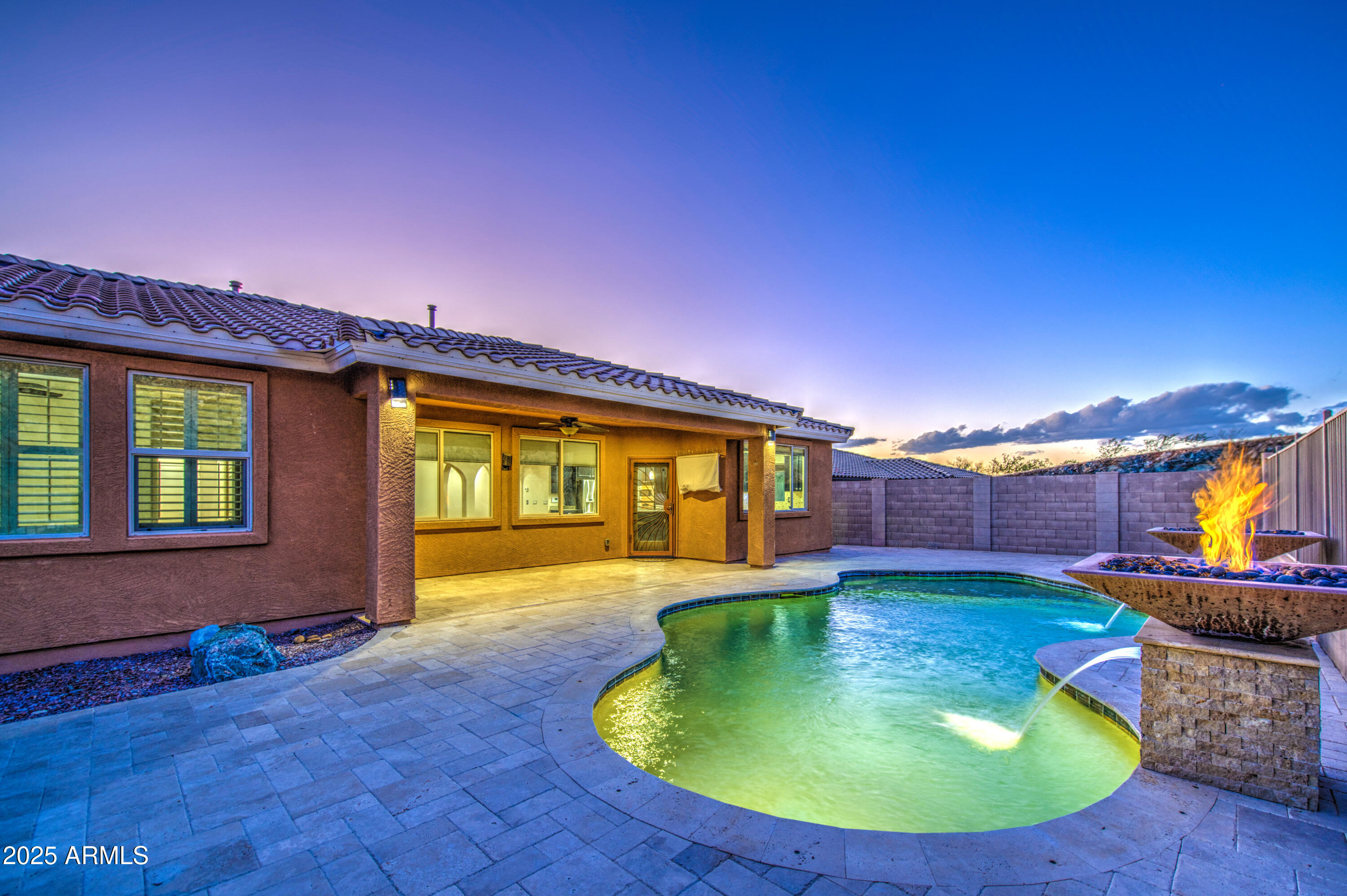 2416 West Hayduk Road Phoenix, AZ 85041 - Photo 39 of 54 Twilight 13