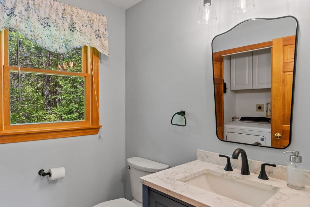 12 Bird Road Mansfield, MA 02048 - Photo 15 of 42 Gallery Image 15