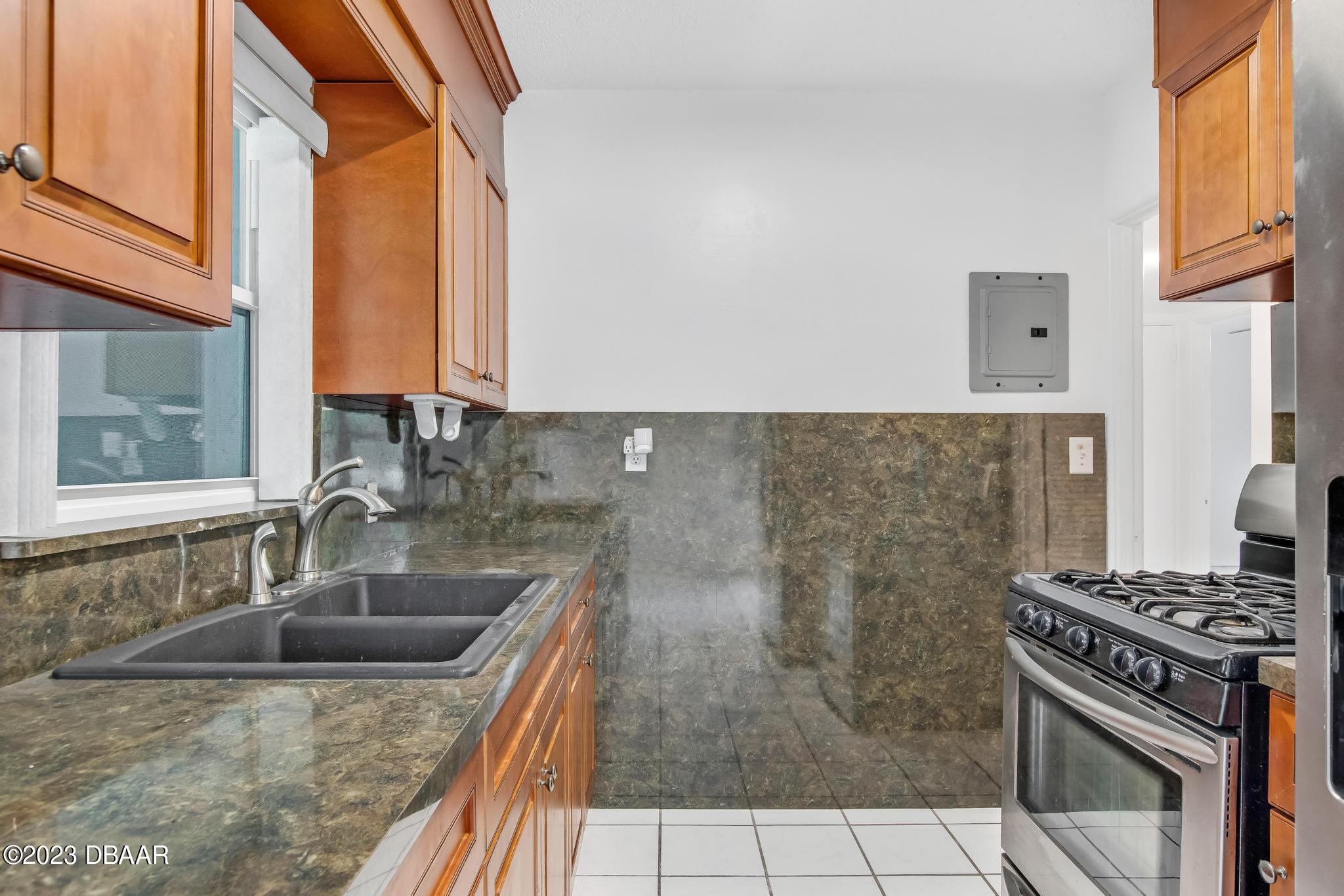 703 Buena Vista Avenue Ormond Beach, FL 32174 - Photo 14 of 44 DSC_2905_HDR