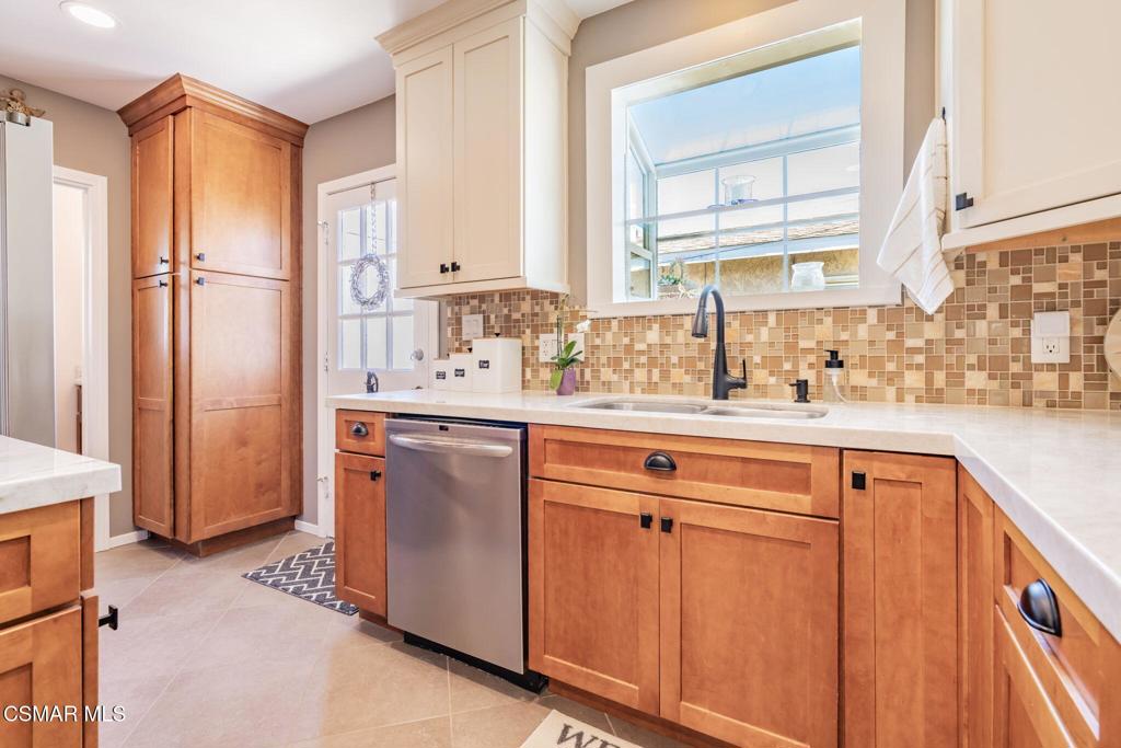 18721 Doty Avenue Torrance, CA 90504 - Photo 24 of 63