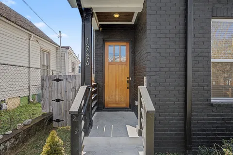 $575,000 | 1909 A 15th Avenue North, Nashville, TN 37208