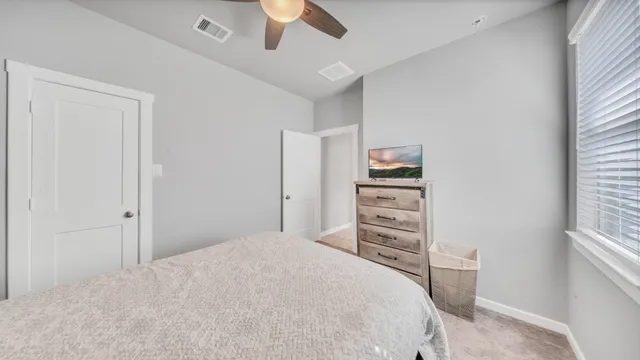 $329,900 | 6123 Dovetail Cliff Court, Katy, TX 77493