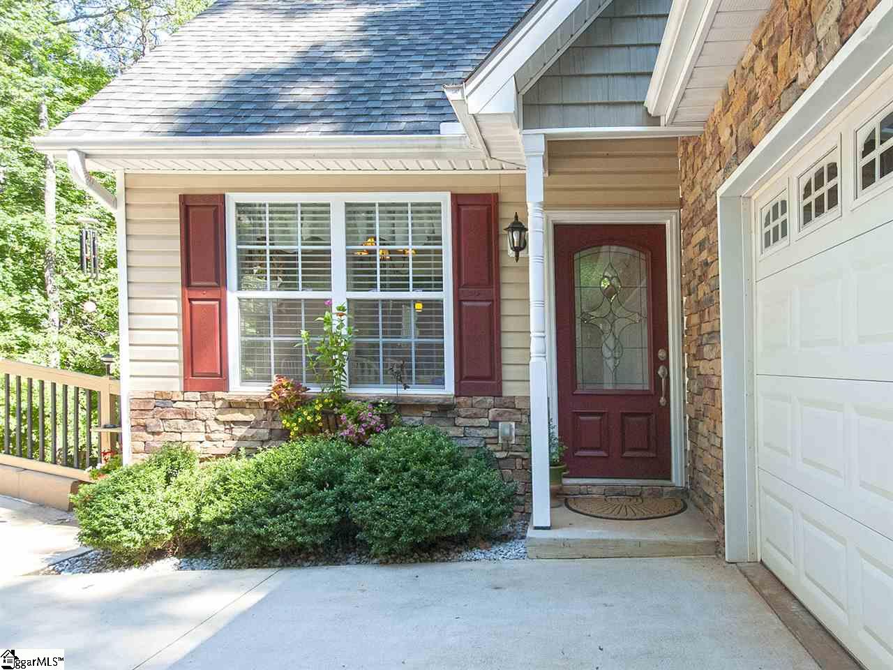 105 Dean Road Anderson, SC 29625 - Photo 3 of 36 Gallery Image 3