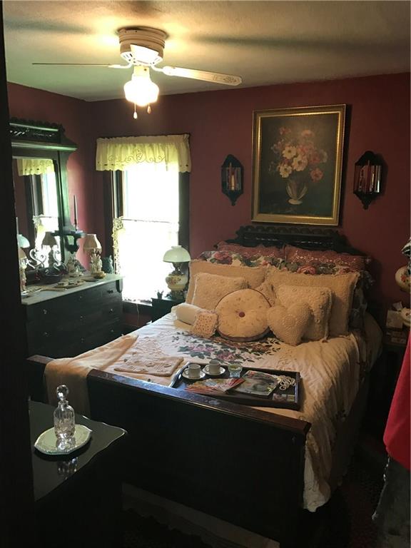 241 Thomas Road Canonsburg, PA 15317 - Photo 18 of 25 Gallery Image 18