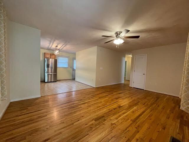 467 Cherryhill Road Northwest Roanoke, VA 24017 - Photo 2 of 16 1