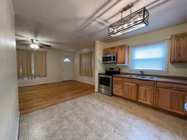 467 Cherryhill Road Northwest Roanoke, VA 24017 - Photo 4 of 16 6