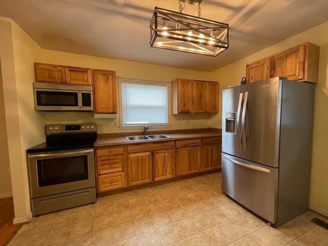 467 Cherryhill Road Northwest Roanoke, VA 24017 - Photo 5 of 16 7