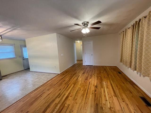 467 Cherryhill Road Northwest Roanoke, VA 24017 - Photo 7 of 16 2