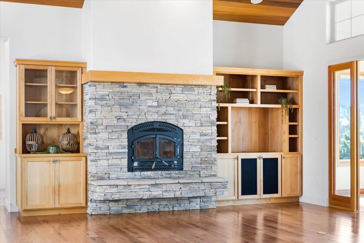 1004 Highland View Loop Redmond, OR 97756 - Photo 18 of 95 22-DSC06147