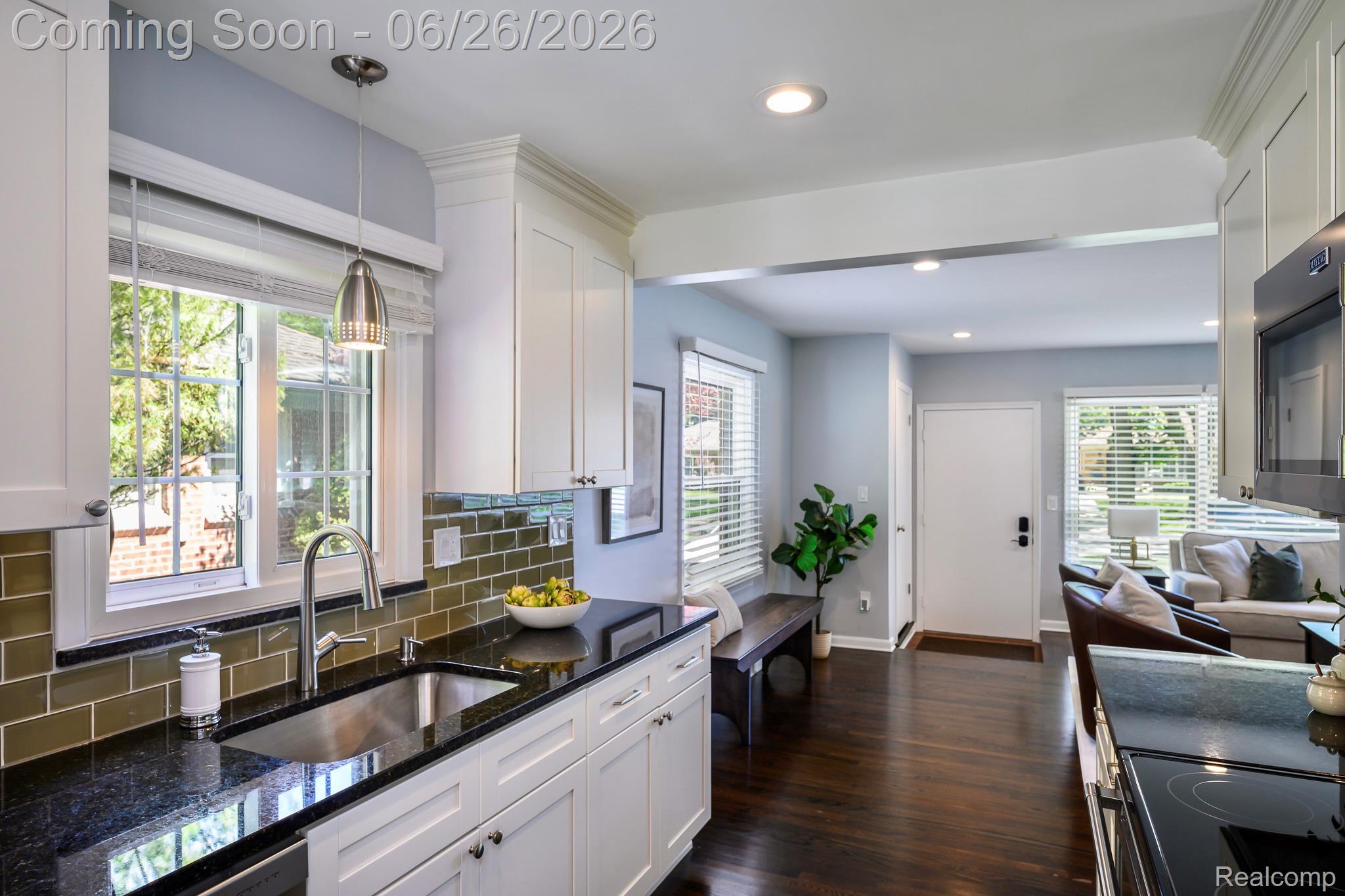 2151 Derby Road Troy, MI 48084 - Photo 5 of 14 Kitchen View 2