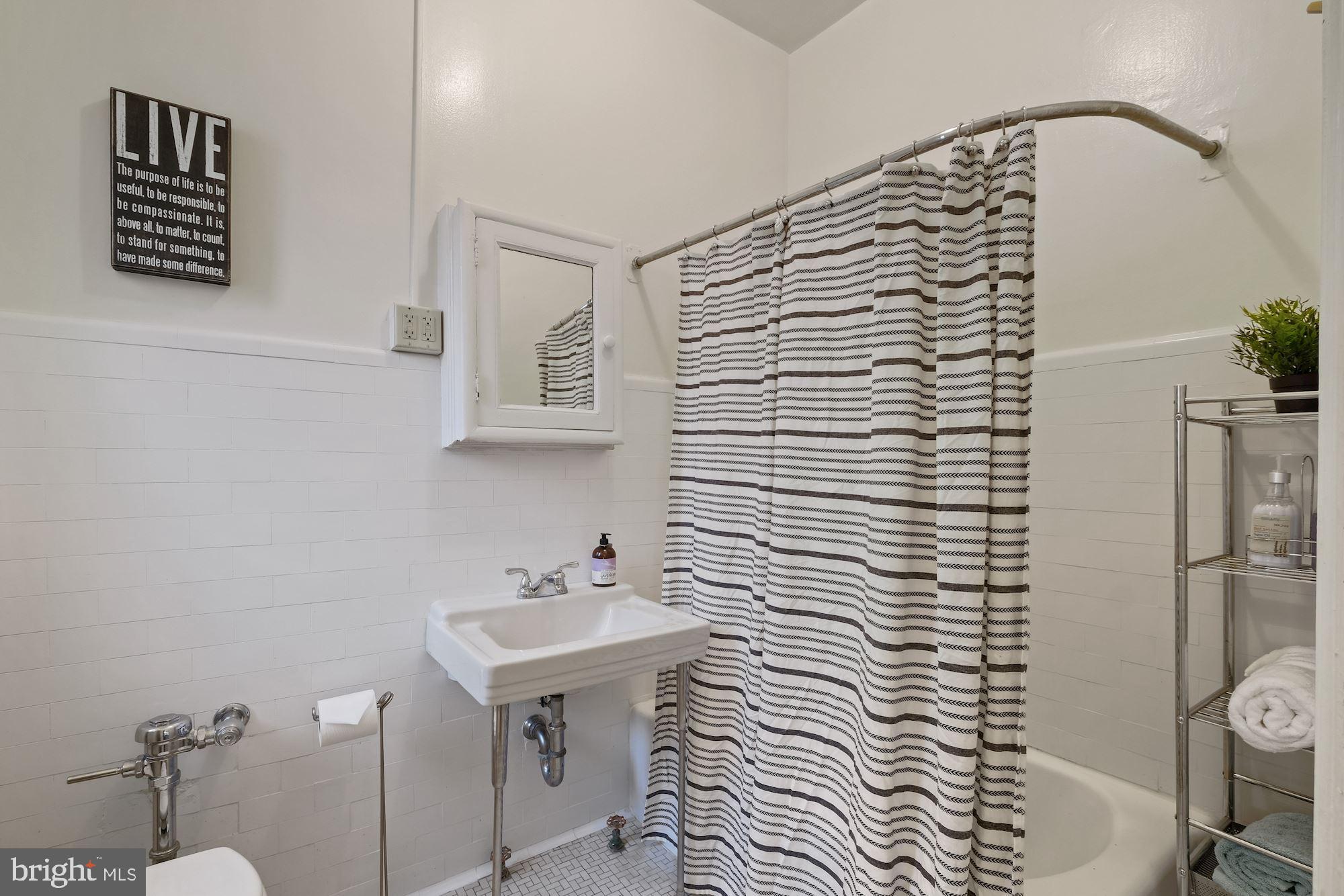 1734 P Street Northwest, Unit 43 Washington, DC 20036 - Photo 26 of 29