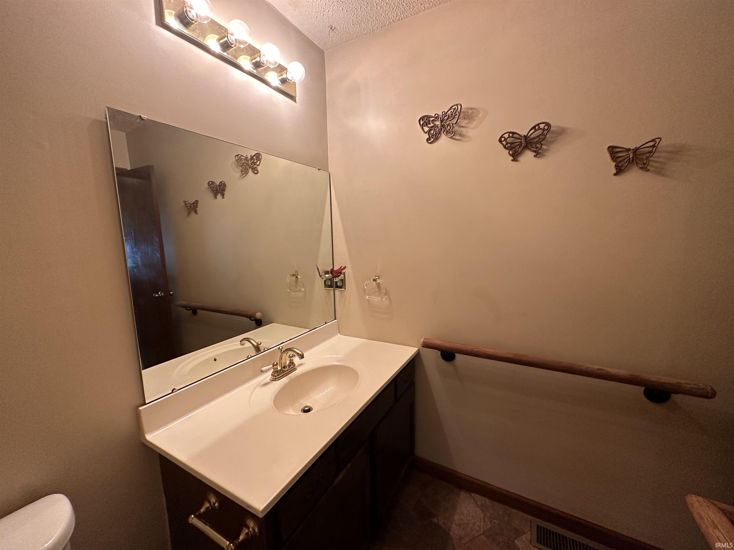 6611 Uebelhack Road Mount Vernon, IN 47620 - Photo 12 of 24 Gallery Image 12