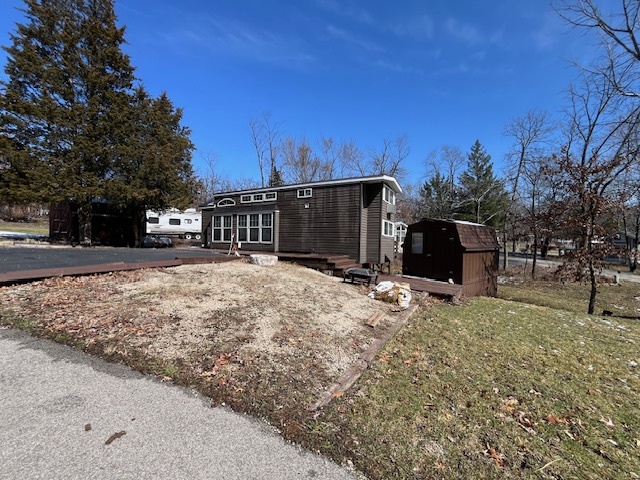 2795 East 28th Road Marseilles, IL 61341 - Photo 2 of 60 a view of a backyard of a house