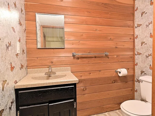 $270,000 | 40 Marks Drive, Silver Bay, MN 55614