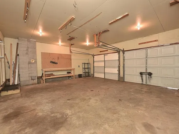 $250,000 | 40 Marks Drive, Silver Bay, MN 55614