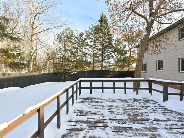 $250,000 | 40 Marks Drive, Silver Bay, MN 55614