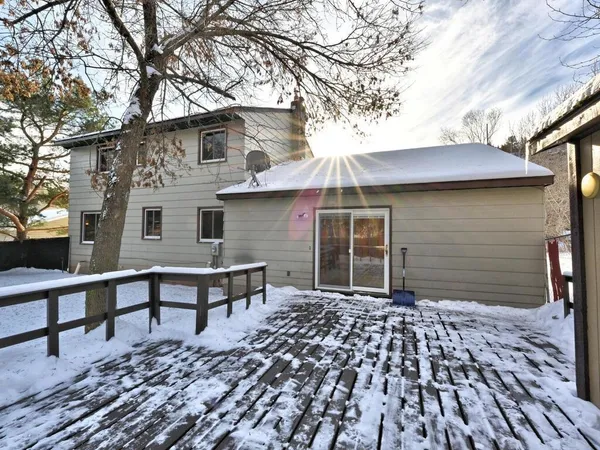 $250,000 | 40 Marks Drive, Silver Bay, MN 55614