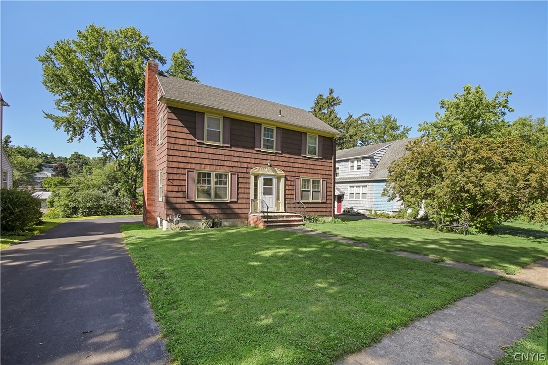 314 Deforest Road Syracuse, NY 13214 - Photo 3 of 40