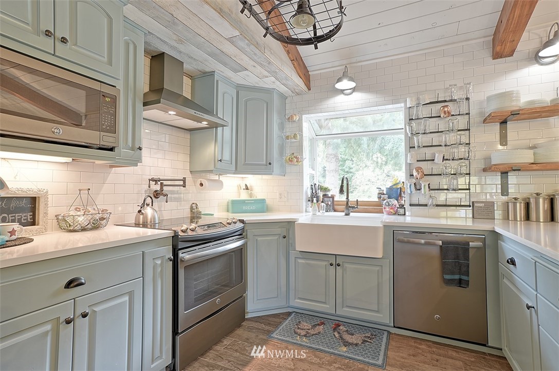 13220 South Machias Road Snohomish, WA 98290 - Photo 9 of 25 Gallery Image 9